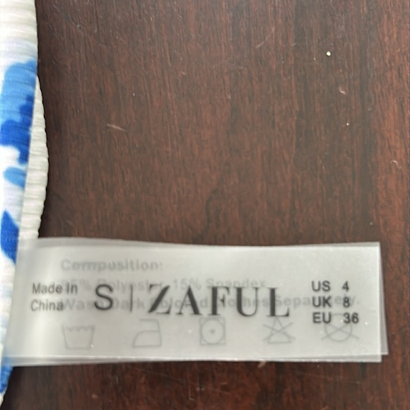 ZAFUL Ditsy Floral Printed Swimsuit Triangle High Cut Cheeky Bikini Set - Picture 7 of 7